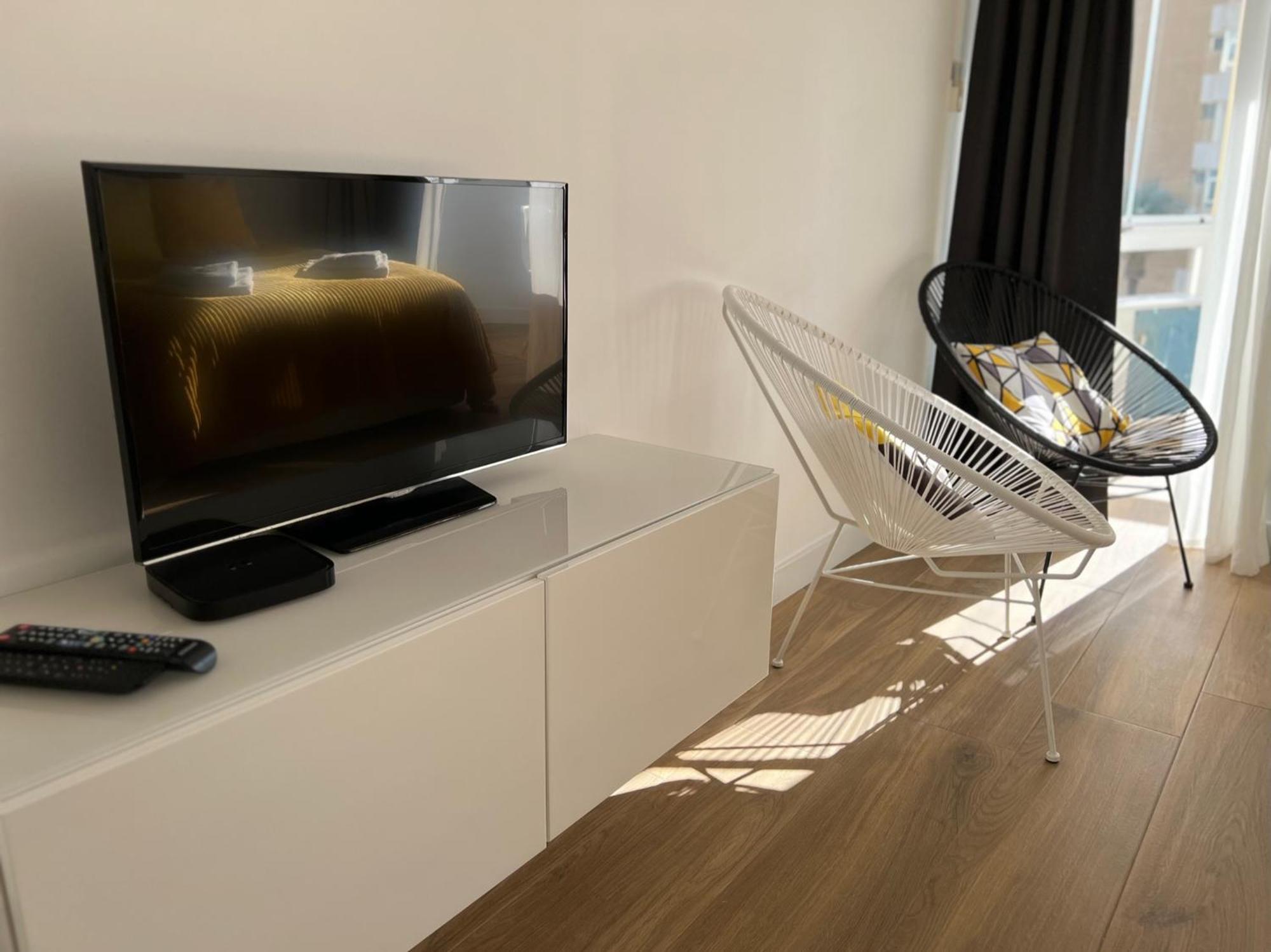 Holiday Studio By Meatina ตอร์เรโมลิโนส ภายนอก รูปภาพ